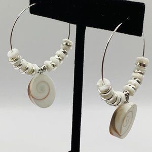 🧡NEW Earrings Hoop Shiva Eye Shell Spiral Puka Shell WhiteTan SilverTone